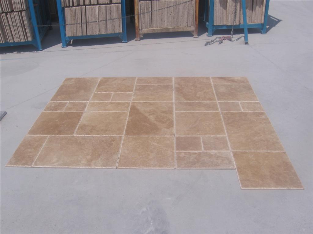 Light-Walnut-French-Pattern-Br-Ch-Travertine_Premium_1