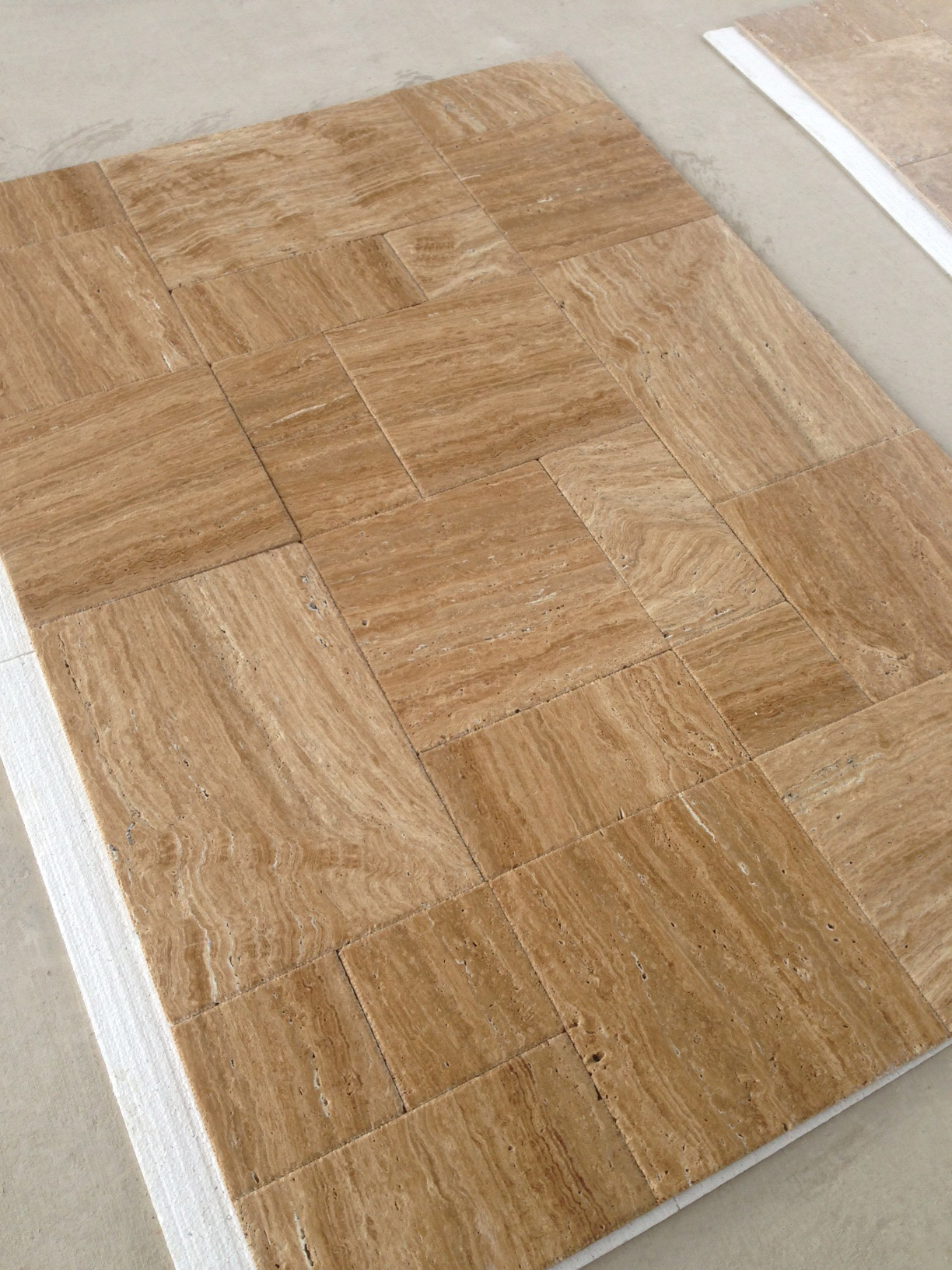 1.2cm-x-French-Pattern-Noce-VeinCut-Brushed-Chiseled-Travertine_Premium_1